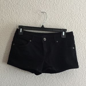 Forever 21 black short shorts